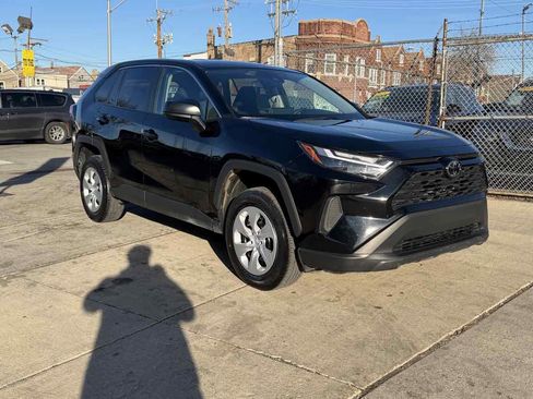 Used 2025 Toyota RAV4 LE image 3