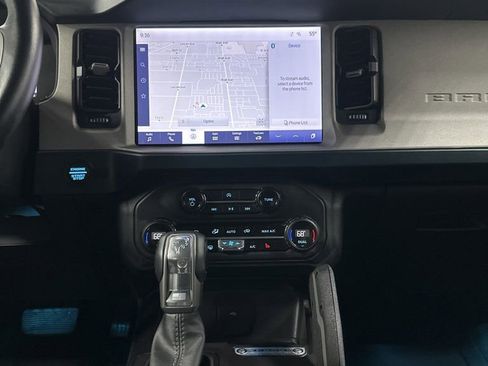 Used 2024 Ford Bronco Outer Banks image 25
