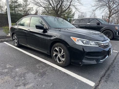 Used 2017 Honda Accord LX image 3