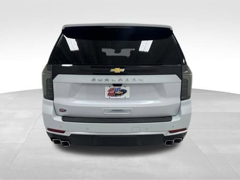 New 2026 Chevrolet Suburban High Country AWD/4WD image 16