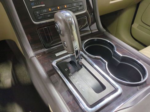 Used 2017 Lincoln Navigator Reserve image 39