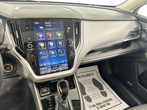 Used 2025 Subaru Outback Onyx Edition image 4