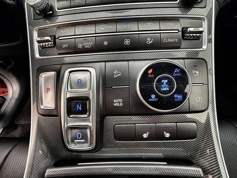 Used 2023 Hyundai Santa Fe SEL Premium AWD/4WD image 25