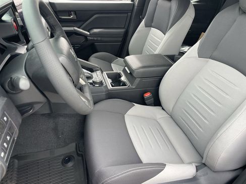 New 2026 Toyota Tacoma TRD Off-Road AWD/4WD image 18