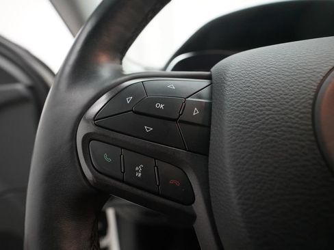 Used 2019 Jeep Cherokee Trailhawk w/ Comfort/Convenience Group AWD/4WD image 18