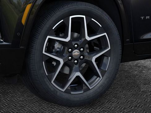 New 2026 Chevrolet Traverse High Country w/ LPO, Floor Liner Package AWD/4WD image 9
