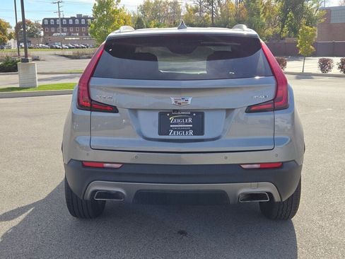 Used 2023 Cadillac XT4 Premium Luxury image 14