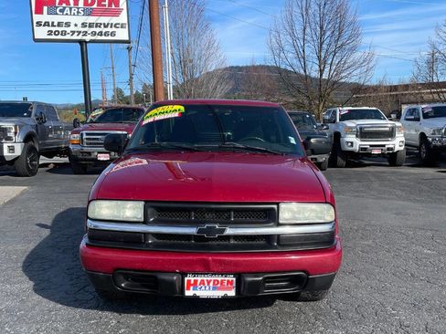 Used 2003 Chevrolet S10 Pickup LS w/ LS Preferred Equipment Group image 8