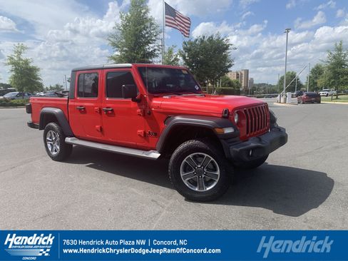 Used 2020 Jeep Gladiator Sport w/ Quick Order Package 23S AWD/4WD image 1