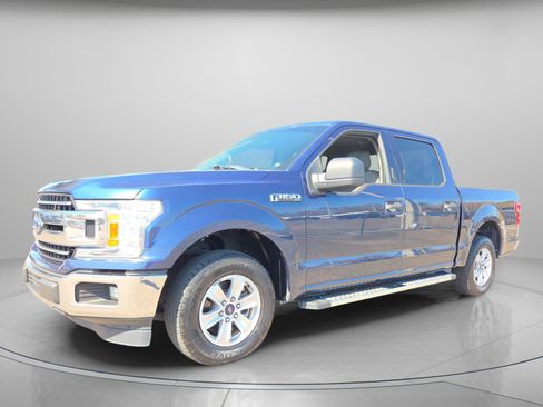 Used 2018 Ford F150 XLT image 2