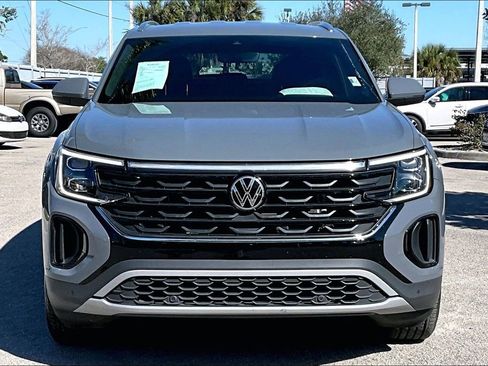 Certified 2024 Volkswagen Atlas Cross Sport SE image 10