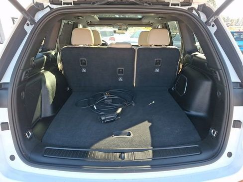 Used 2022 Jeep Grand Cherokee Limited 4xe w/ Luxury Tech Group II image 30