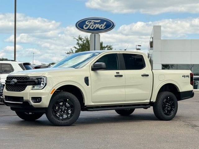 New 2026 Ford Ranger XLT w/ Black Appearance Package AWD/4WD 360° Tour