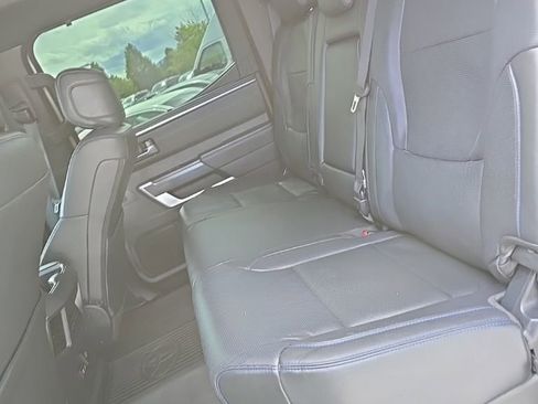 Used 2024 Toyota Tundra Platinum AWD/4WD image 13