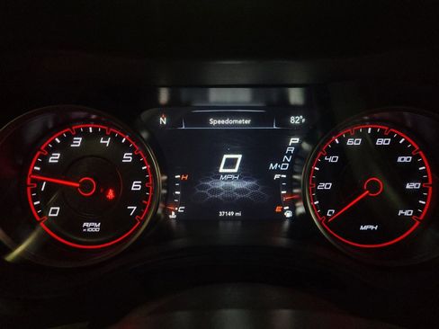 Used 2019 Dodge Charger SXT AWD/4WD image 23