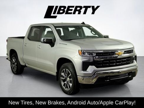 Used 2022 Chevrolet Silverado 1500 LT AWD/4WD image 1