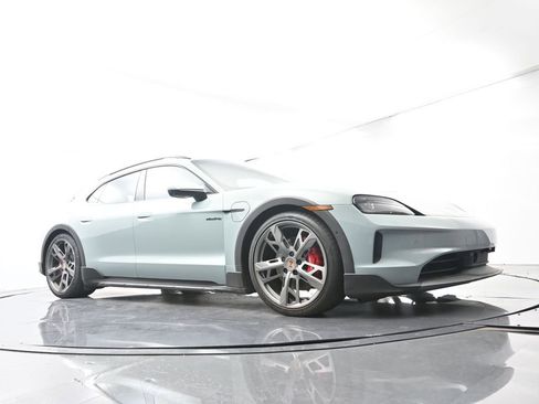 Certified 2025 Porsche Taycan 4S AWD/4WD image 52