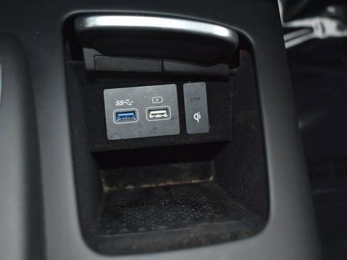 Used 2022 Genesis GV70 2.5T w/ Select Package image 35