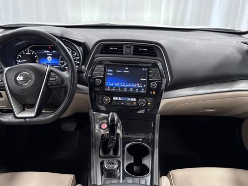Used 2018 Nissan Maxima 3.5 SV FWD image 10