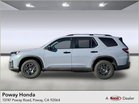 New 2026 Honda Pilot TrailSport image 1