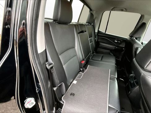 Used 2023 Honda Ridgeline RTL-E image 17