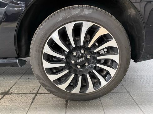 Used 2023 Lincoln Navigator Black Label image 7