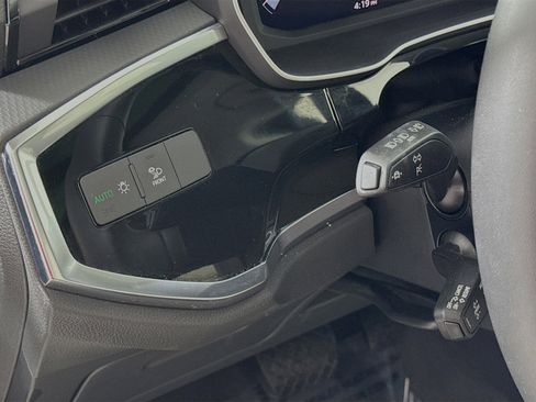 Certified 2025 Audi Q3 2.0T Premium Plus w/ Premium Plus Package image 14