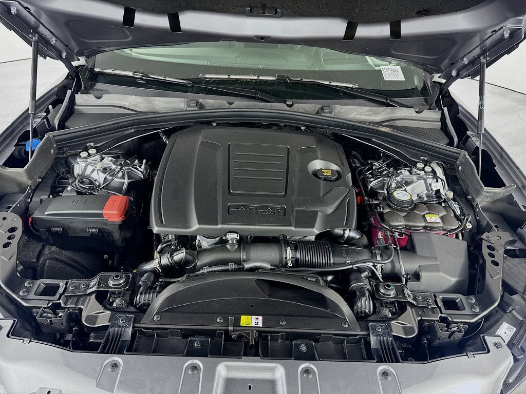 New 2026 Jaguar F-PACE R-Dynamic S AWD/4WD image 30