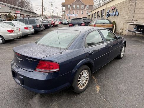 Used 2006 Chrysler Sebring Touring w/ Leather Value Pkg image 3