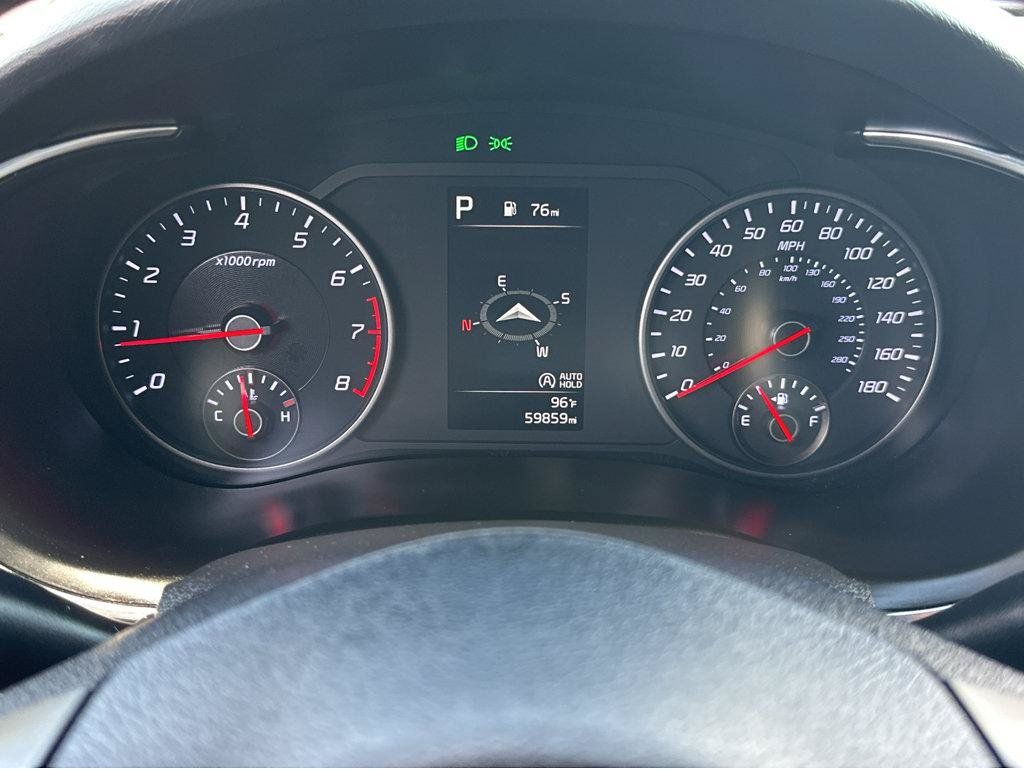 Used 2022 Kia Stinger GT-Line w/ Sun & Sound Package RWD image 21
