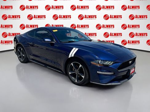 Used 2020 Ford Mustang Coupe RWD image 3