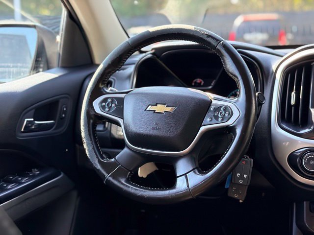 Used 2022 Chevrolet Colorado LT w/ LT Convenience Package AWD/4WD image 21