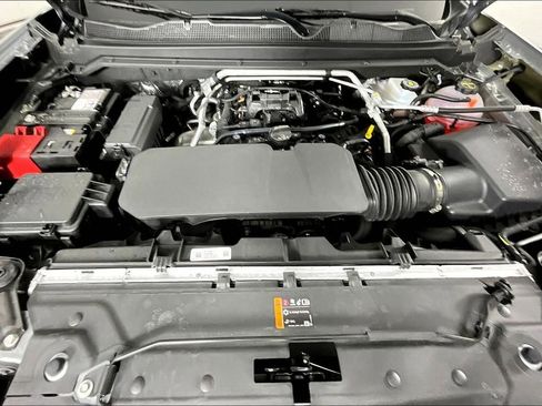 New 2026 GMC Canyon AT4 AWD/4WD image 2