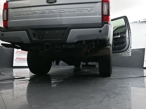 Used 2022 Ford F250 Lariat w/ Tremor Off-Road Package image 29