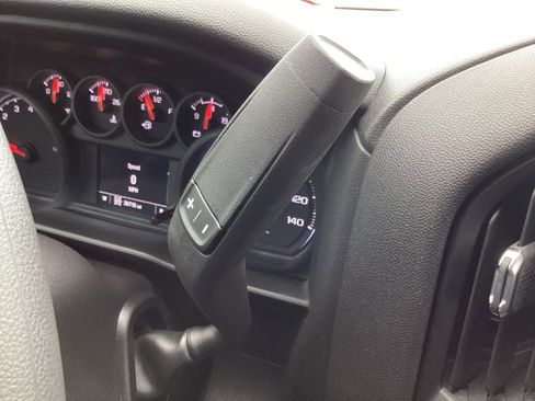 Used 2023 Chevrolet Silverado 1500 Custom Trail Boss AWD/4WD image 25