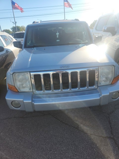 Used 2008 Jeep Commander Sport AWD/4WD image 8