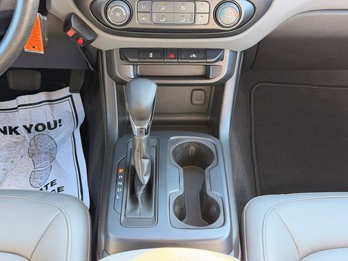 Used 2022 Chevrolet Colorado W/T w/ WT Convenience Package image 21