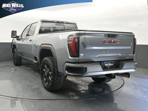Used 2024 GMC Sierra 2500 AT4 w/ AT4 Premium Plus Package AWD/4WD image 5