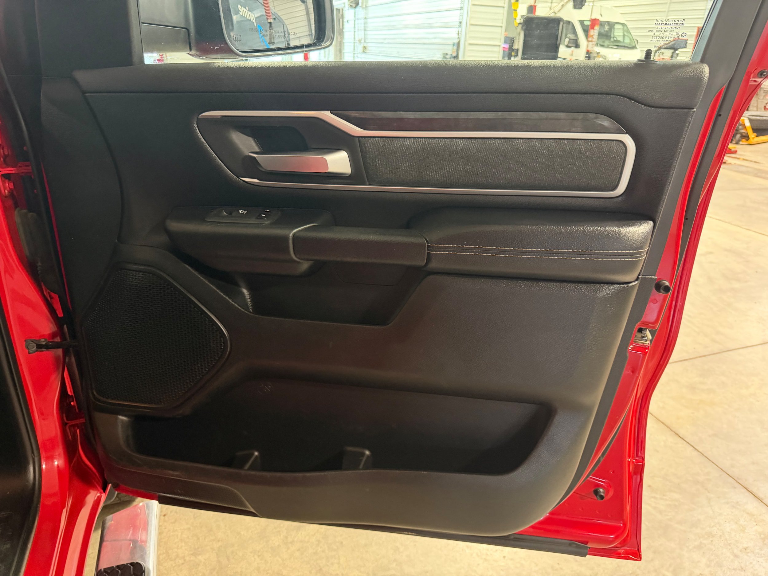 Used 2020 RAM 1500 Big Horn AWD/4WD image 8
