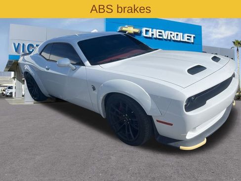 Used 2023 Dodge Challenger SRT Hellcat w/ Driver Convenience Group image 10