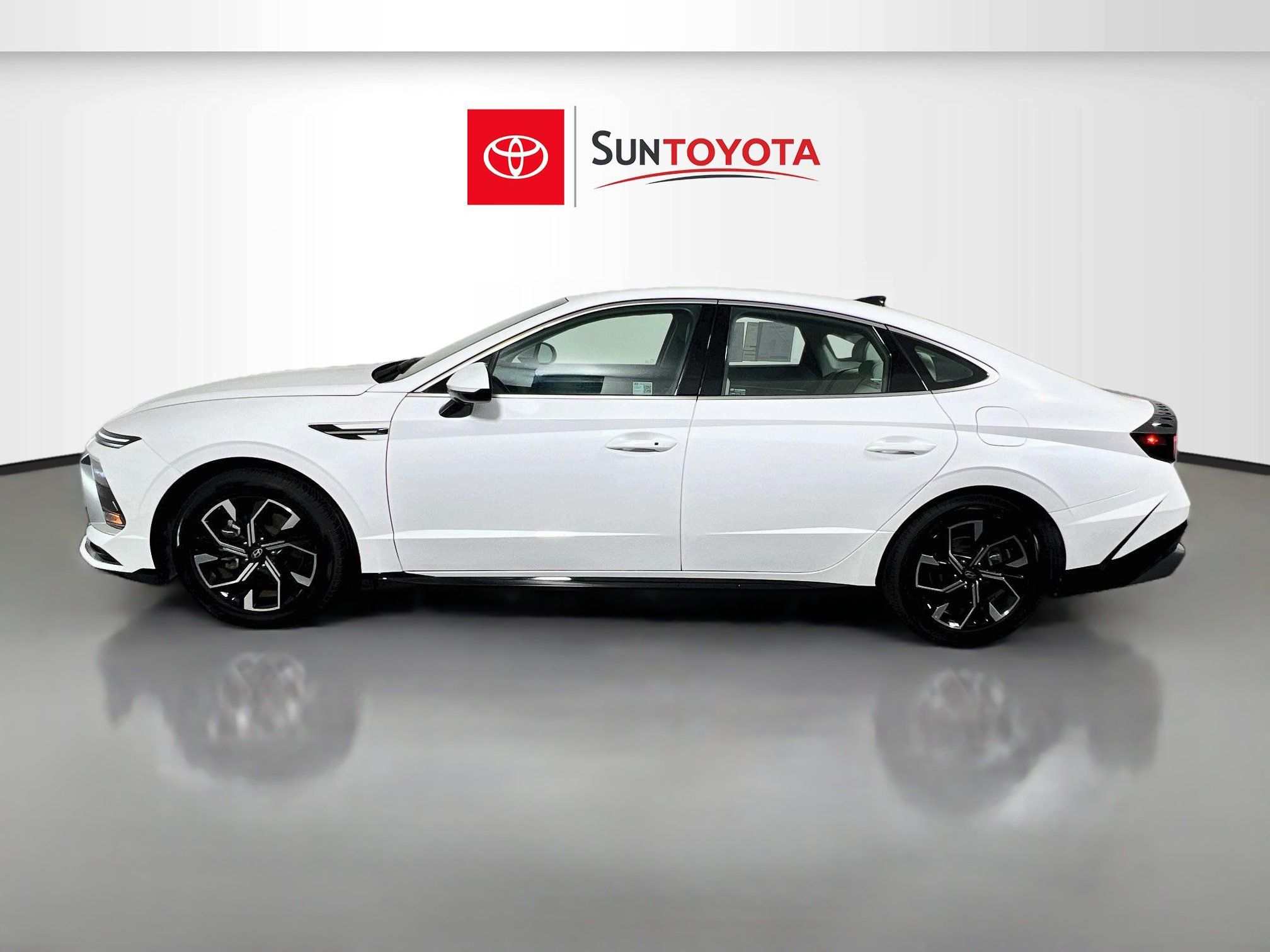 Used 2025 Hyundai Sonata SEL FWD image 7