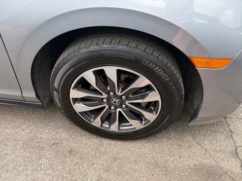 Used 2024 Honda Odyssey EX-L image 4