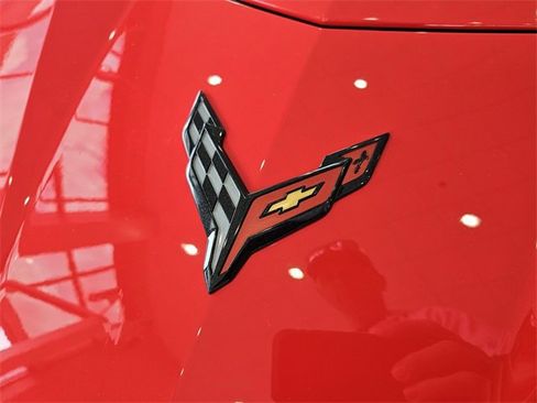 Used 2021 Chevrolet Corvette Stingray Premium Conv w/ Z51 Performance Package image 10