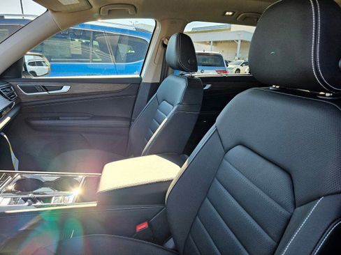 New 2025 Volkswagen Atlas SEL image 24