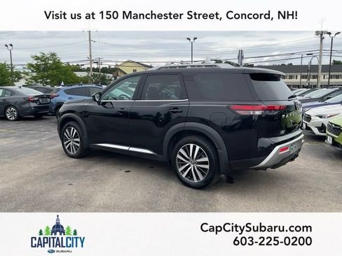 Used 2022 Nissan Pathfinder Platinum w/ Cargo Package AWD/4WD image 5