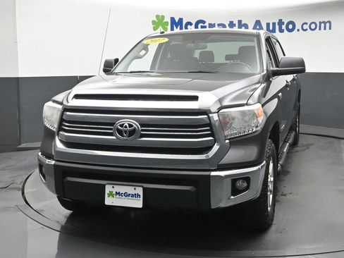 Used 2017 Toyota Tundra SR5 w/ SR5 Upgrade Package AWD/4WD image 21
