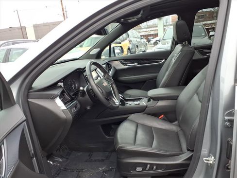 Certified 2024 Cadillac XT6 Premium Luxury w/ LPO, Floor Liner Package image 25