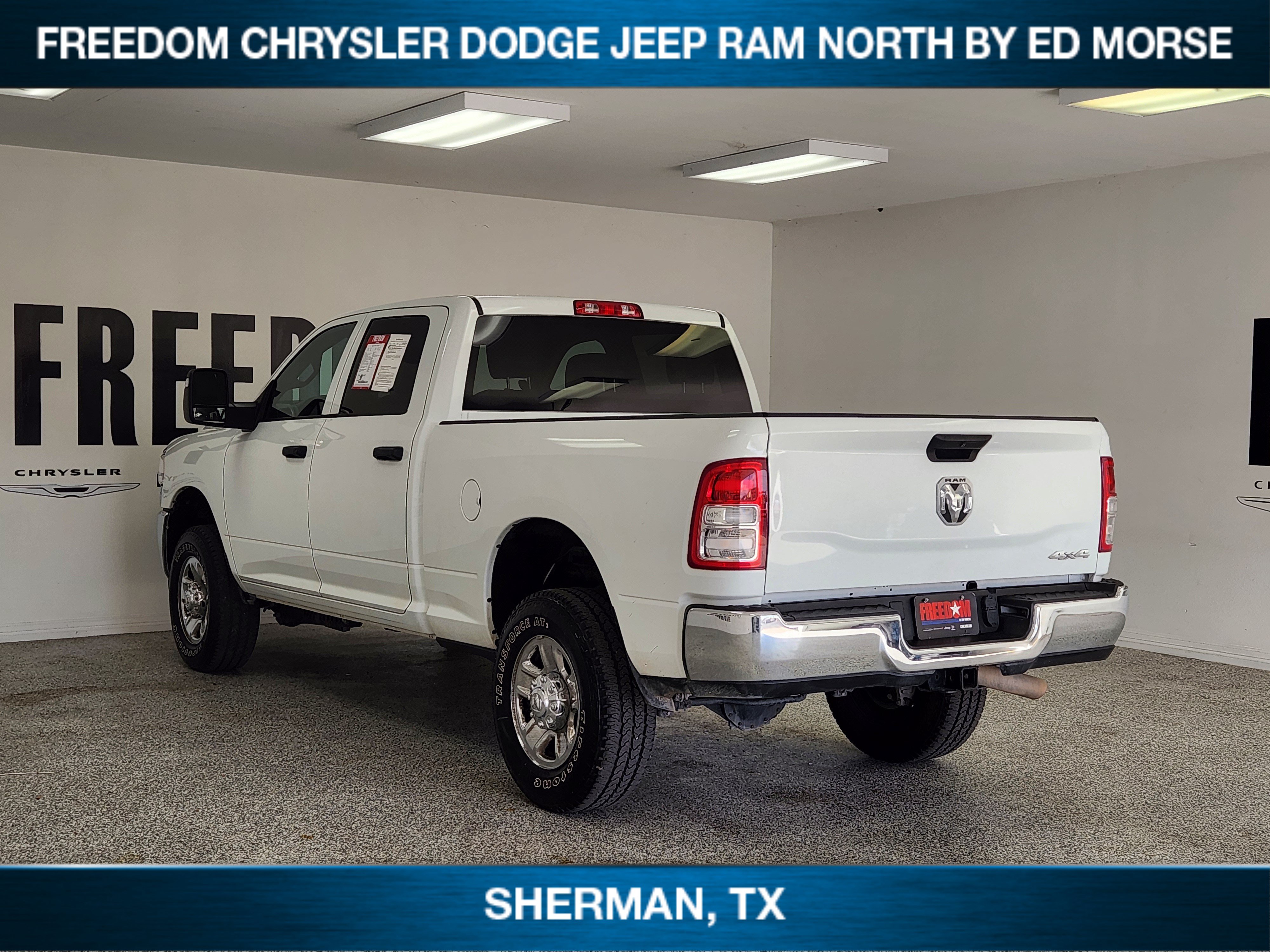 Used 2024 RAM 2500 Tradesman w/ Chrome Appearance Group AWD/4WD image 3
