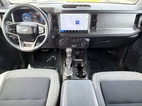 Certified 2025 Ford Bronco Big Bend AWD/4WD image 2