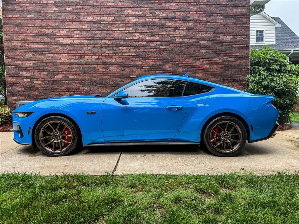 Used 2024 Ford Mustang GT Premium RWD image 21